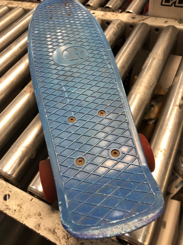 Photo 1 of ***DAMAGED - SEE NOTES/PICTURES***FixtureDisplays® 22" Skateboard Cruiser 15192-NPF