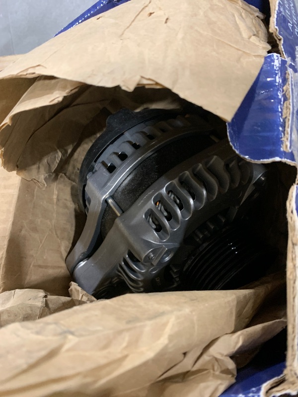 Photo 1 of Denso 210-0606 Remanufactured Super Class Alternator (Renewed)