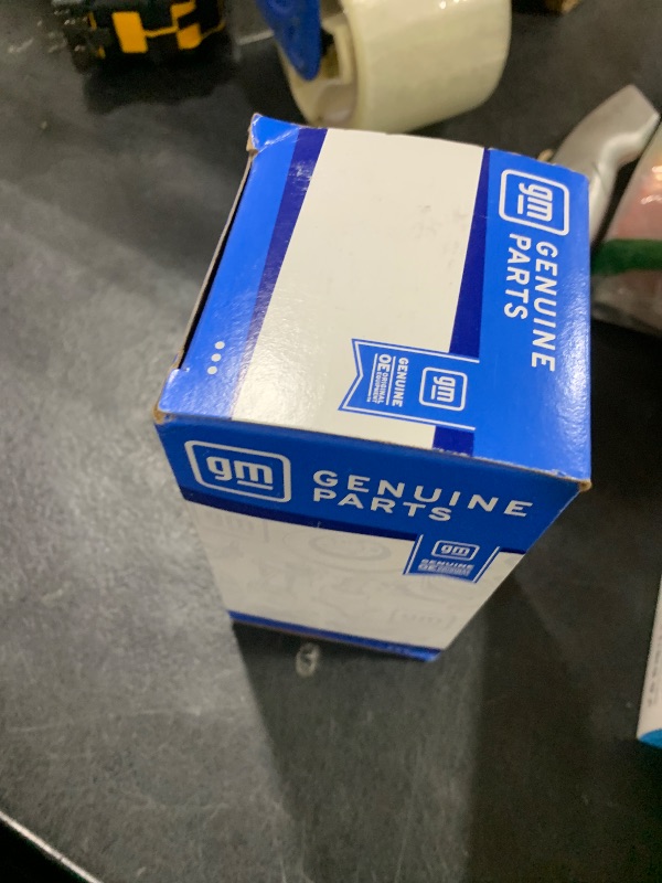 Photo 1 of GM Genuine Parts 24001920 Nitrogen Oxides Sensor