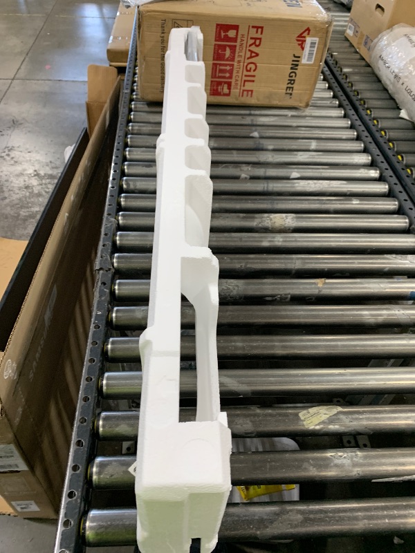 Photo 1 of SAMSUNG QLED 50 INCH TV - FOR PARTS ONLY 