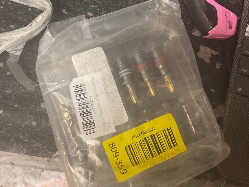 View 3 of Nakamichi Ultimate Series 24K Gold Plated Beryllium Red Copper Banana Plug 12-18 AWG Gauge Size 4mm Connector for Speakers Wire Amplifiers Hi-Fi Sound Systems (36 Pcs (18-Pairs), Banana Plugs)