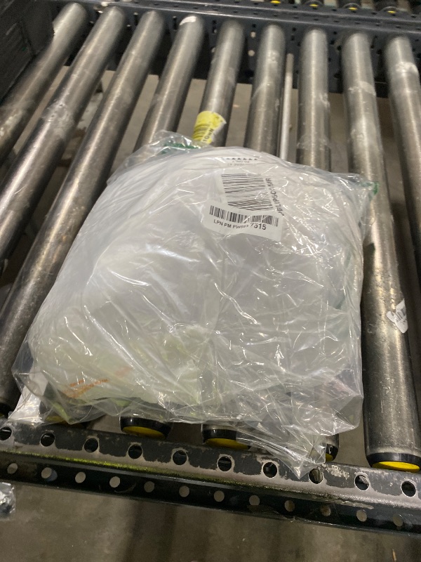 Photo 1 of 100 Count Refillable Sample Containers with Lids Cosmetic Jars 15 Gram Empty Cream Jars Leak Proof Makeup Containers for Traveling - Clear