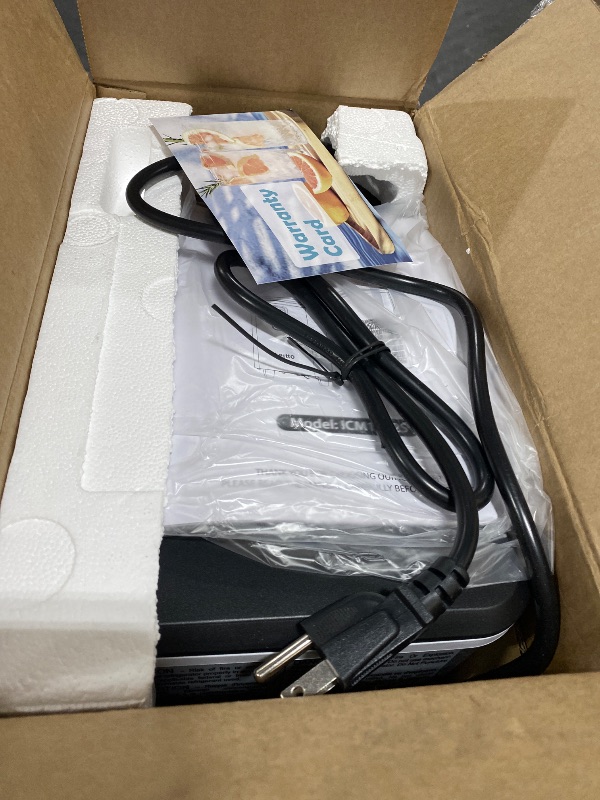 Photo 1 of Aeitto Ice Maker Countertop 26lbs/24H, Ice Machine 8 Ice Cubes Ready in 6 Mins, 2 Sizes of Bullet Ice Portable Ice Makers with Basket & Scoop, Auto Self-Cleaning for Home/Kitchen/Office Stainless