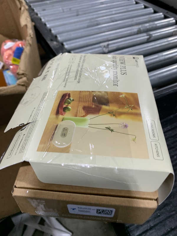 Photo 1 of Airthings 2960 View Plus - Battery Powered Radon & Air Quality Monitor (PM, CO2, VOC, Humidity, Temp, Pressure)