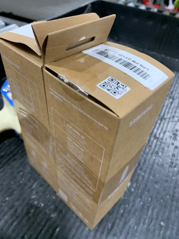 Photo 1 of Samsung HAF-QIN-2P/EXP Genuine Refrigerator Water Filter, Reduces 99% of Harmful Contaminants for Clean, Clear Drinking Water, 6-Month Life, Easy Install, Pack of 2