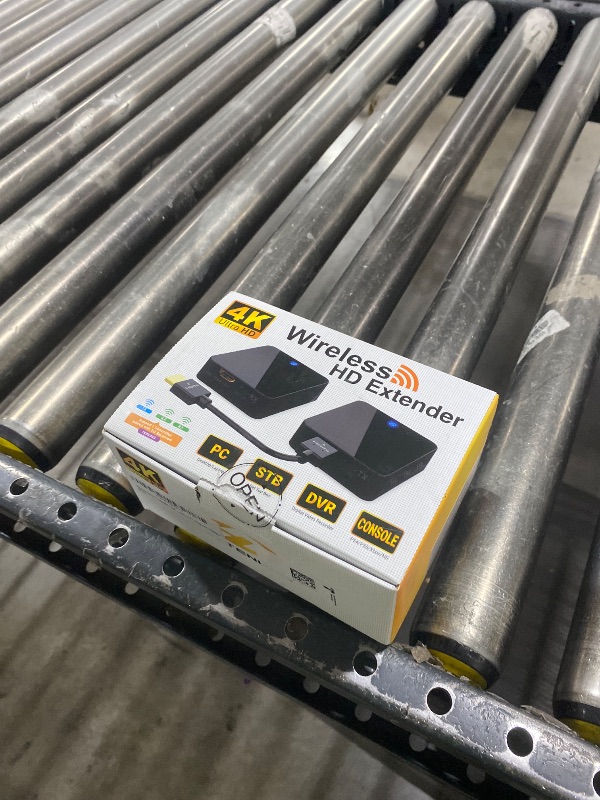 Photo 1 of Wireless HDMI Transmitter and Receiver 4K BIN-910, 400FT/120M Long Range, 9 Adjustable Channels, 1TX to 3RX– Stream HD Video/Audio from Laptop, PC, Camera to TV, Projector, Monitor