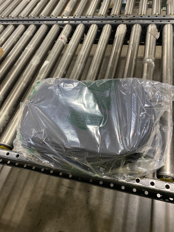 Photo 1 of **********MISSING PARTS*****************DAMAGED*******

KEMIMOTO Motorcycle Tail Bag 18-22L Expandable Sissy bar Motorcycle Luggage Seat Travel Rear Rack Bag Waterproof for Daul Sport Sportster Softail Dyna Touring Shadow Vulcan