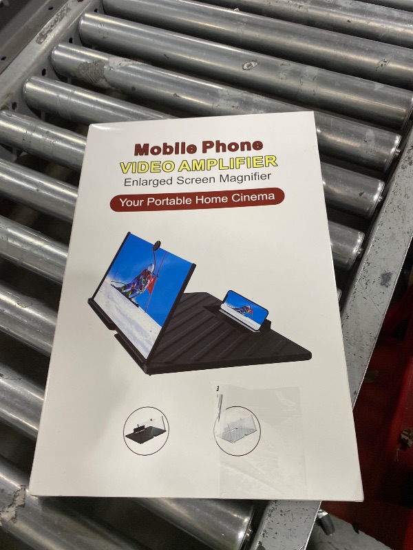 Photo 1 of 20 inch Screen Magnifier for Smartphone,3D HD Screen Expanders for Movies, Videos, and Gaming, Screen Magnifier with Adjustable Angle Design Amplifier Desktop Magnifying for Seniors Reading(Black)