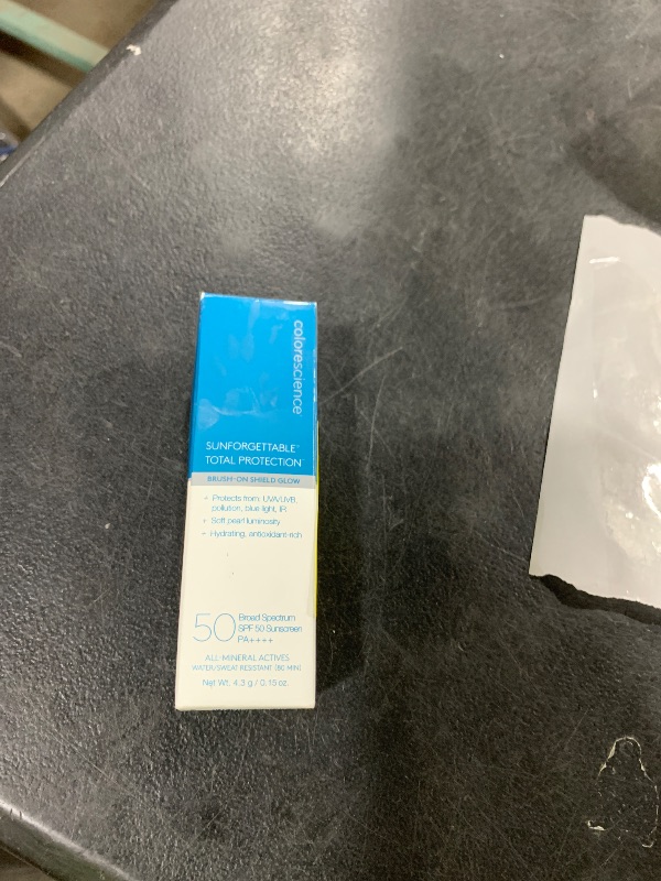 Photo 1 of Colorescience Sunforgettable Total Protection Brush On Shield GLOW SPF 50