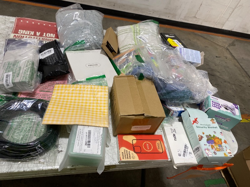 Photo 1 of BOX LOT. MISC. ITEMS
----FINAL SALE / NO RETURNS ---