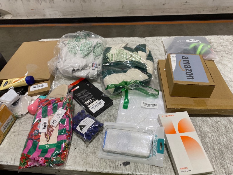 Photo 1 of BOX LOT. MISC. ITEMS
----FINAL SALE / NO RETURNS ----