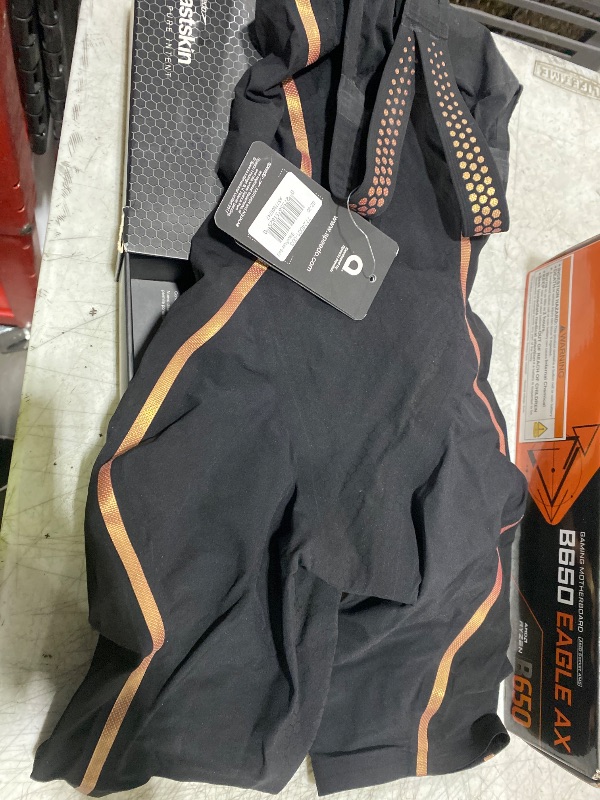 Photo 1 of Speedo 8772400100320 Intent Closed Back Kneeskin Black/Rose Gold 20 