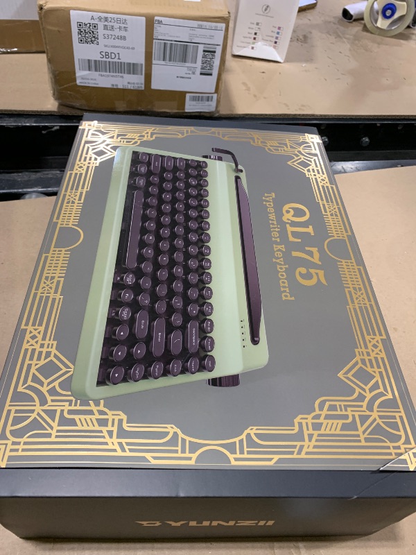 Photo 1 of YUNZII QL75 Wireless Typewriter Hot Swap Retro Mechanical Keyboard,Punk Round Keycaps,RGB Backlit QMK/VIA Programmable, Multi-Device Keyboard with 2.4GHz/Type-C/BT5.0 (Green, Cocoa Cream V2 Switch)