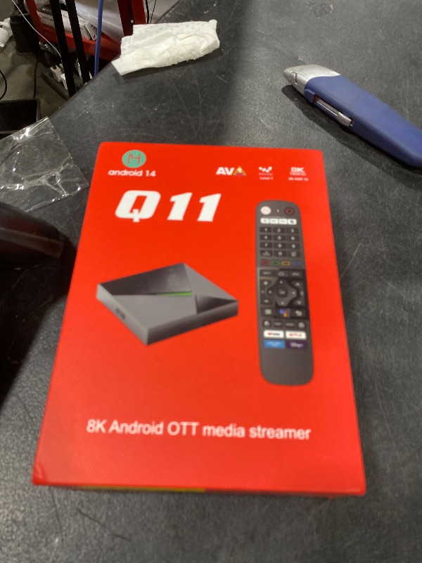 Photo 1 of BOXPUT Q11 Android 14 TV Box Amlogic S905X4 64-bit Quad Core 8K Decoding 4K HDR 2.4/5Ghz Dual WiFi 8822CS + 1000M Ethernet TV Box 4GB + 32GB with IRI Voice Remote