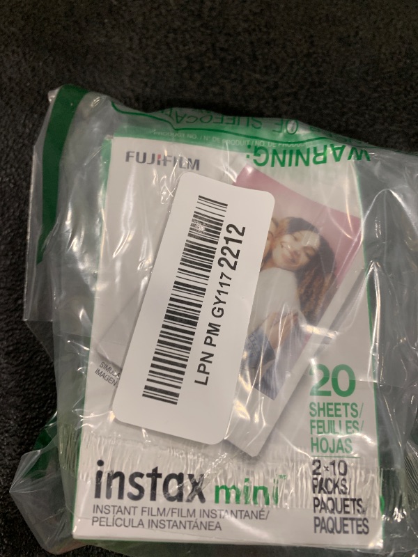 Photo 1 of **********MISSING PARTS*******
FUJIFILM Instax Mini Instant Film Twin Pack (White), 20 Photos