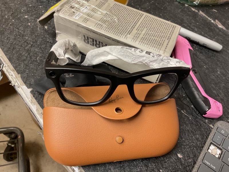 Photo 5 of Ray-Ban Meta (Gen 1), Wayfarer, Matte Black | Smart AI Glasses for Men, Women —12 MP Camera, Open-Ear Speakers for Audio, Video Recording and Bluetooth —Transitions® Green Lenses —Wearable Technology