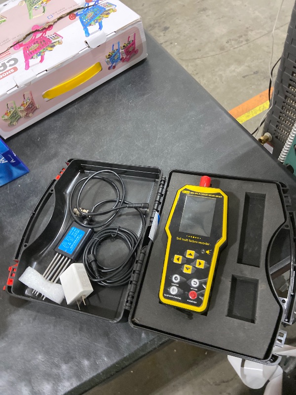 Photo 1 of 7 in 1 Soil Tester, Nitrogen Phosphorus Potassium NPK Tester, Handheld Soil PH Meter Kit, Temperature, Conductivity, Moisture, EC Meter for ?Petrochemical - CR01