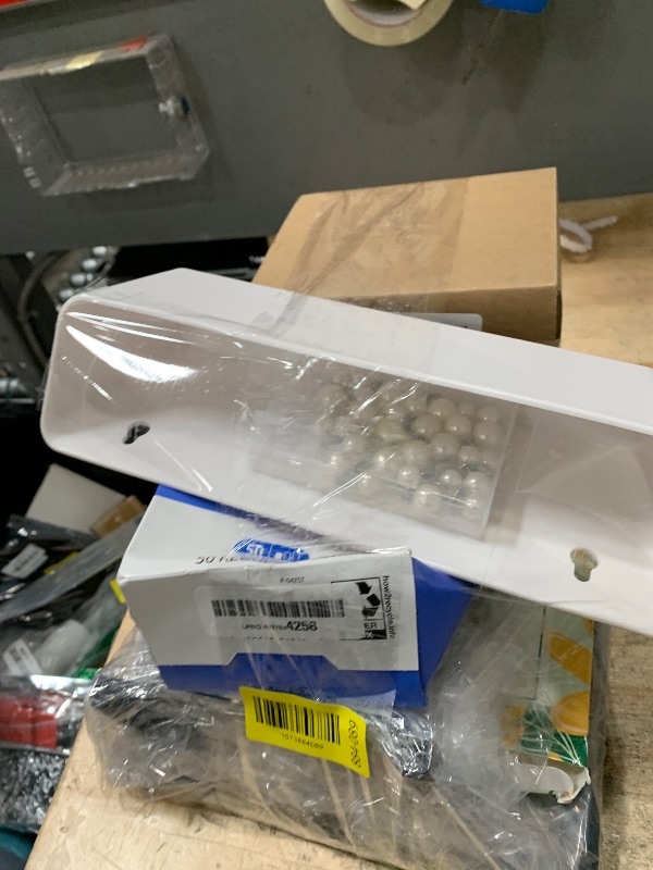 Photo 1 of ** SOLD AS IS BUNDLE OF MISCELLANEOUS AND SORTED GOODS **