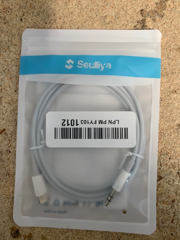 Photo 1 of (Apple MFi Certified) iPhone AUX Cord,Lightning to 1/8 Inch Audio Cable,3.3ft, Headphone Jack Adapter Male Aux Stereo Audio Cable Compatible for iPhone 14/13/12/11/XR/X/8/7 (White)