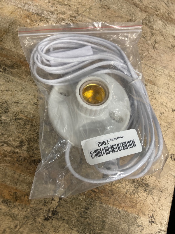 Photo 1 of ? 15ft Light Bulb Socket with Cord,E26/ E27 Lamp Base Desktop 15ft Light Socket with Cord Light Bulb Base E26/ E27 Lamp Base Desktop Include Screw Cord On/Off Switch Hanging,Light Socket with Cord