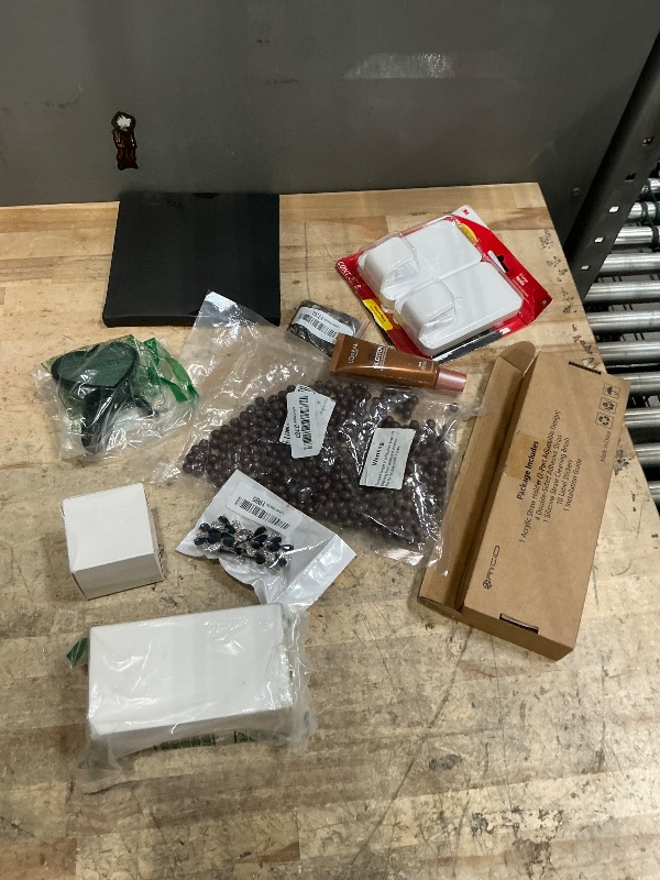 Photo 1 of  10 ASSORTEDE MISC ITEMS 