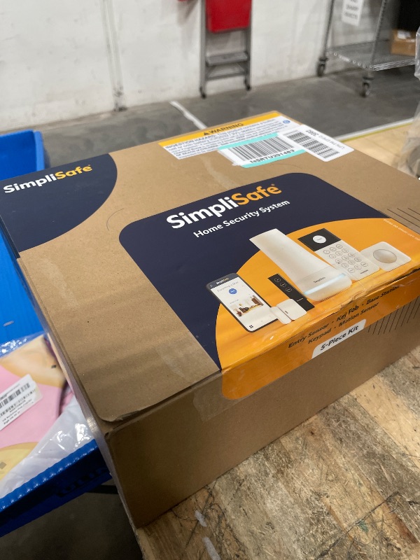 Photo 1 of **ITEMS FACTORY SEALED** SimpliSafe 5 Piece Wireless Home Security System - Optional 24/7 Professional Monitoring - No Contract - Compatible with Alexa and Google Assistant,White