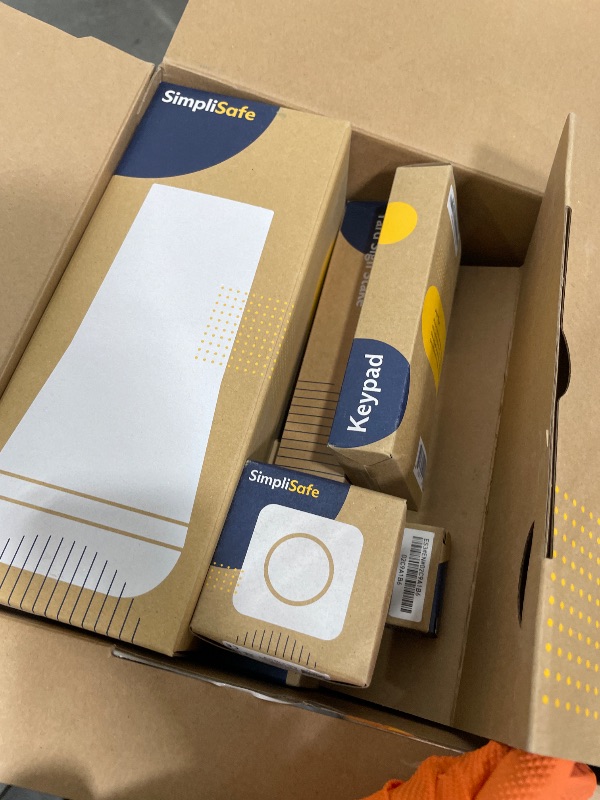 Photo 1 of **ITEMS FACTORY SEALED** SimpliSafe 5 Piece Wireless Home Security System - Optional 24/7 Professional Monitoring - No Contract - Compatible with Alexa and Google Assistant,White