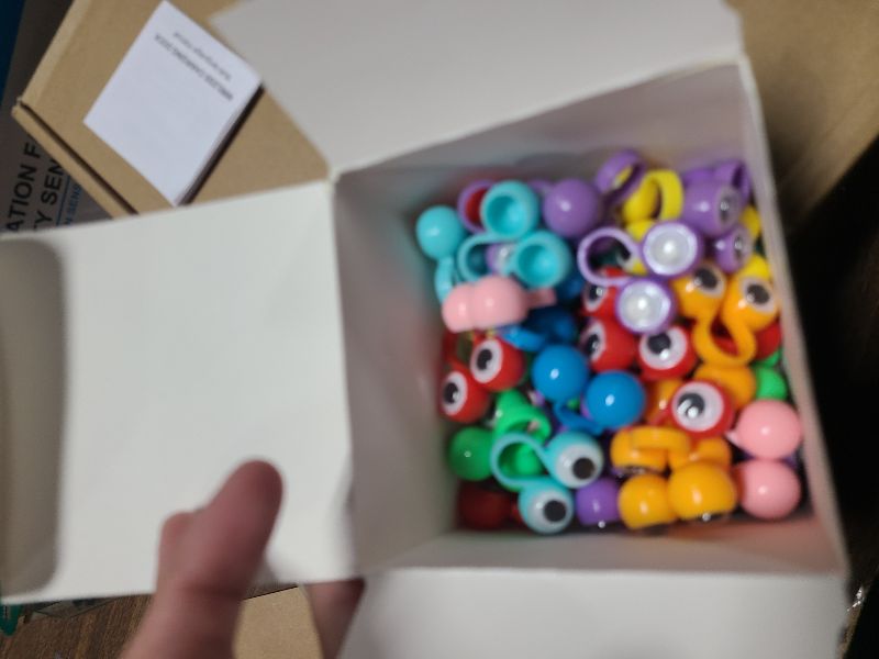 Photo 1 of 100 PCS Eye Finger Puppets Toys Set, Wiggly Eyeball Finger Puppet Eye On Rings for Kids, Party Favors for Boys Girls