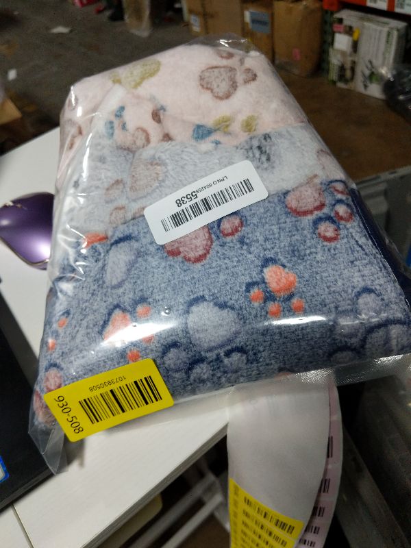 Photo 1 of 1 Pack 3 Blankets Super Soft Fluffy Premium Fleece Pet Blanket Flannel Paw Printed Throw for Dog Puppy Cat (Large 41x31'', Beige, Grey, Navy)