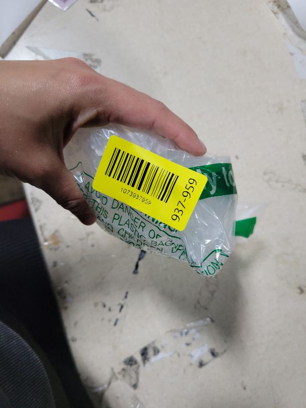 Photo 1 of 100PCS Balloon Arch Clips, Reusable Balloon Clips for Balloon Arch, Plastic Balloon Supplies for Stand, Balloon Garland Clips for Party Wedding Baby Shower Decorations