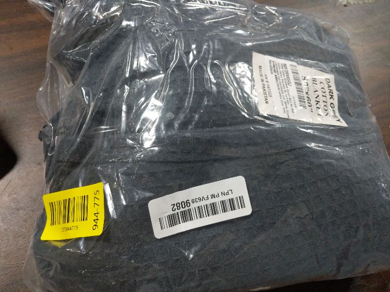 Photo 1 of 100% Cotton Blankets for Bed - Waffle Weave Blankets for Summer, Lightweight and Breathable Soft Woven Blanket for Spring (Dark Grey, Throw (50" x 60"))