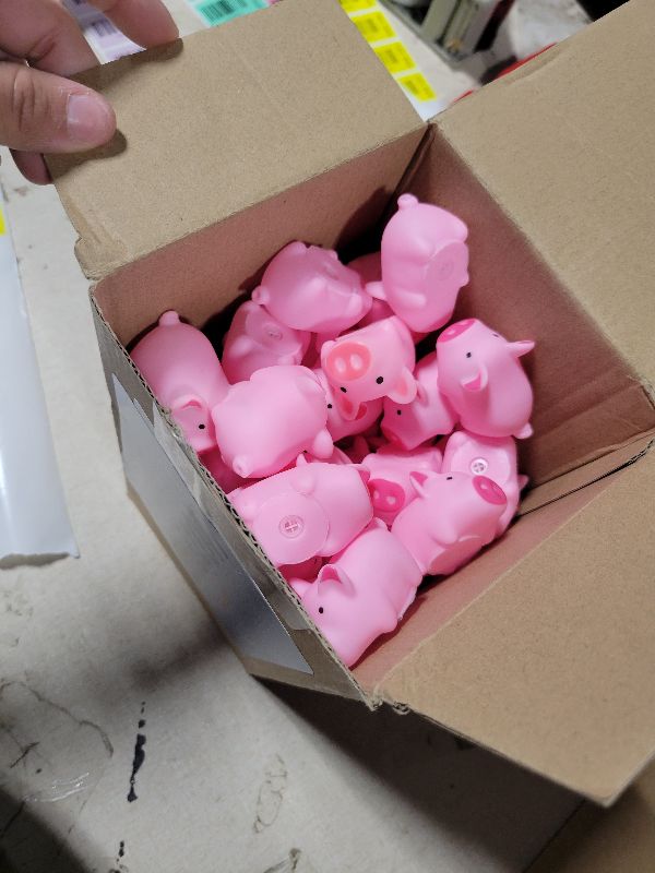 View 2 of 100 Pcs Rubber Pig Bath Toy Bulk Mini Pig Toys Pink Piggy Bathtub Toys Float Squeak Toys for Baby Shower Halloween Christmas Party Birthday Gift, 2.25 x 1.5 x 1.5 Inches