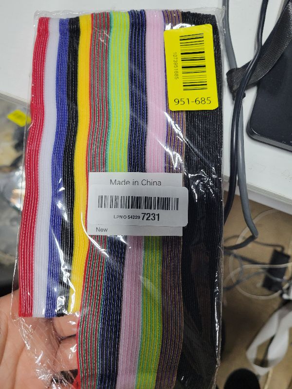 Photo 1 of 150PCS Cable Ties?4+6+8+10 Inch Reusable Cable Management, Multi-Purpose Adjustable Cord Organizer?Fastening Microfiber Cloth Hook and Loop Cable Organizer Wire Straps?Assorted Colors