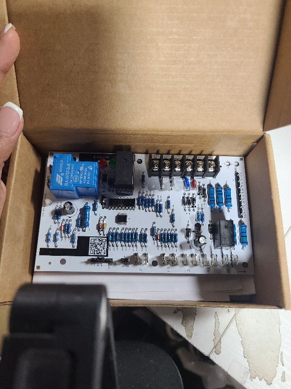 Photo 1 of 16V38 Upgraded Replacement for Defrost HVAC Control Board 100269-08
