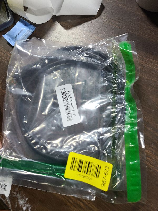 Photo 1 of [VESA Certified] Cable Matters 80Gbps DisplayPort 2.1 Cable - 4.9ft / 1.5m, DP80 Cable with 16K 60Hz, 8K 240Hz, 4K 240Hz, FreeSync, G-SYNC and HDR for Gaming Monitor, PC, RTX 4080/4090, RX 7900, Black
