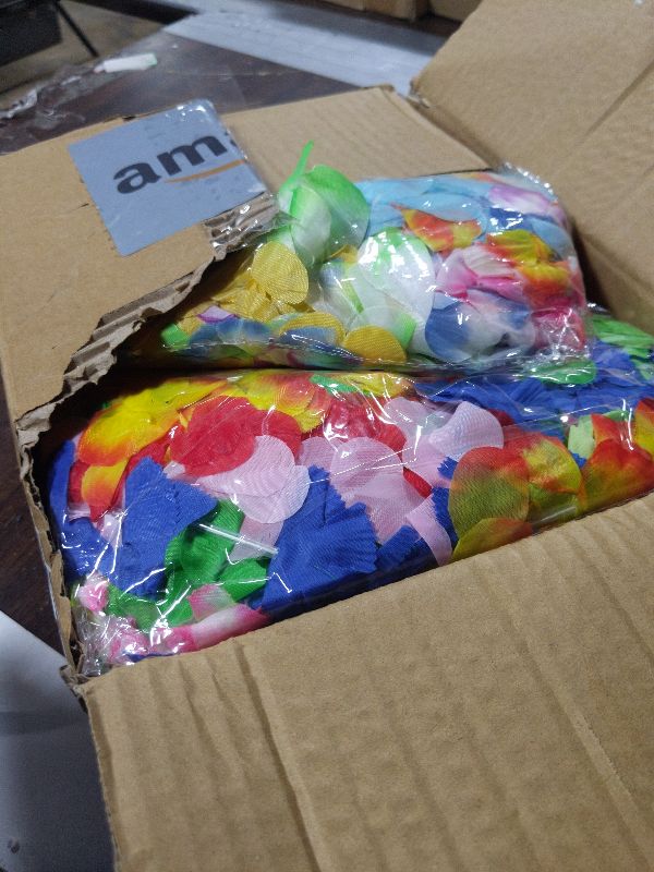 Photo 1 of 200 PCS Hawaiian Leis Neck Vibrant Colors Assortment for Luan Party Tropical Themed Party Decorations Beach Party Decor