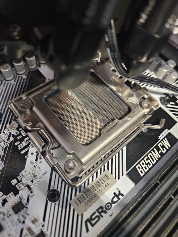 Photo 1 of ****CHECKED  7/11 - AS IS/NO RETURNS - SALE FINAL - FOR PARTS ONLY - MISSING CPU/RAM/SSD****ZOTAC MEK Gaming PC Desktop, NVIDIA GeForce RTX 5090 32GB GDDR7, AMD Ryzen 7 9800X3D Up to 5.2GHz, 32GB DDR5, 2TB NVMe M.2 SSD, 1200W 80+ Gold PSU, WiFi 6E, Window