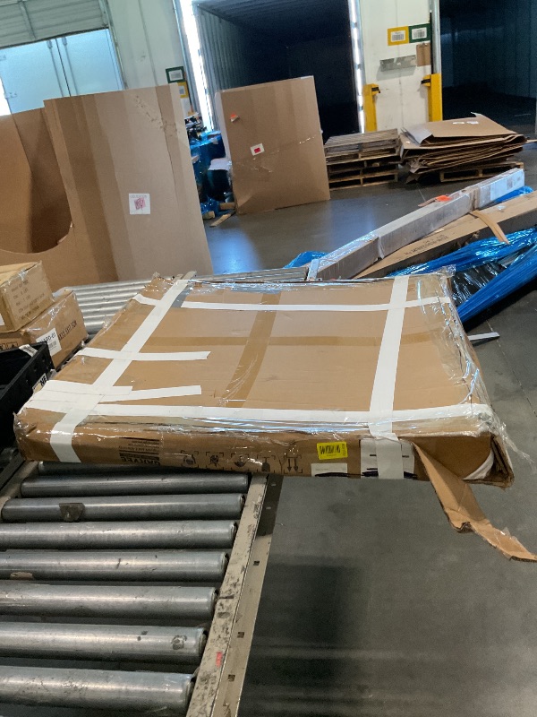 Photo 1 of ****CHECKED 7/11 - AS IS/NO RETURNS - SALE FINAL - FOR PARTS ONLY****SereneLife 40" Foldable Mini Trampoline - Compact Fitness Trampoline for Kids Adults, Exercise Rebounder with Foam Handle, Indoor/Garden Workout Equipment, Max Load 150/220 lbs