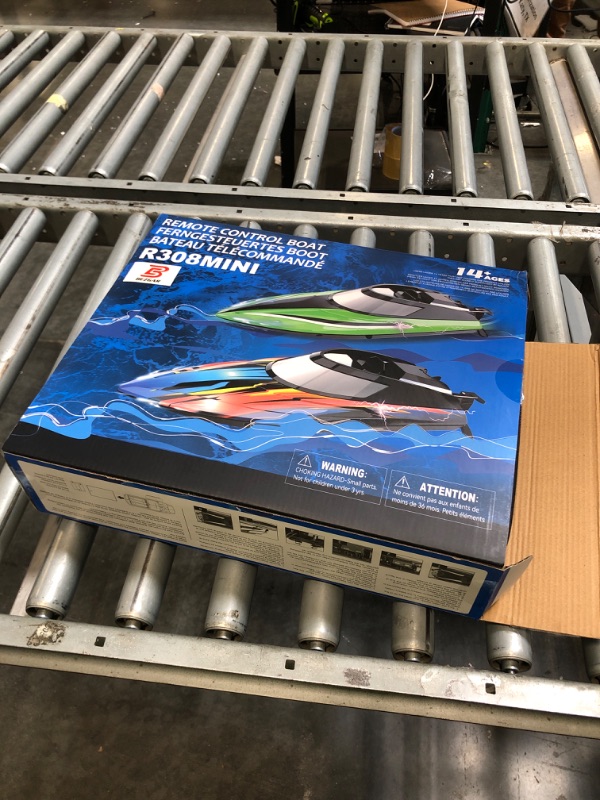 Photo 1 of ****Missing one battery, and one boat****BEZGAR Remote Control Boat, 2 Pack12 inch RC Boat with Case– Auto-Flip, 30 KPH Fast Speed, 8-Shaped Mode & LED Lights – Waterproof Racing Boats for Pools, Lakes, Oceans (Adults & Teens)
