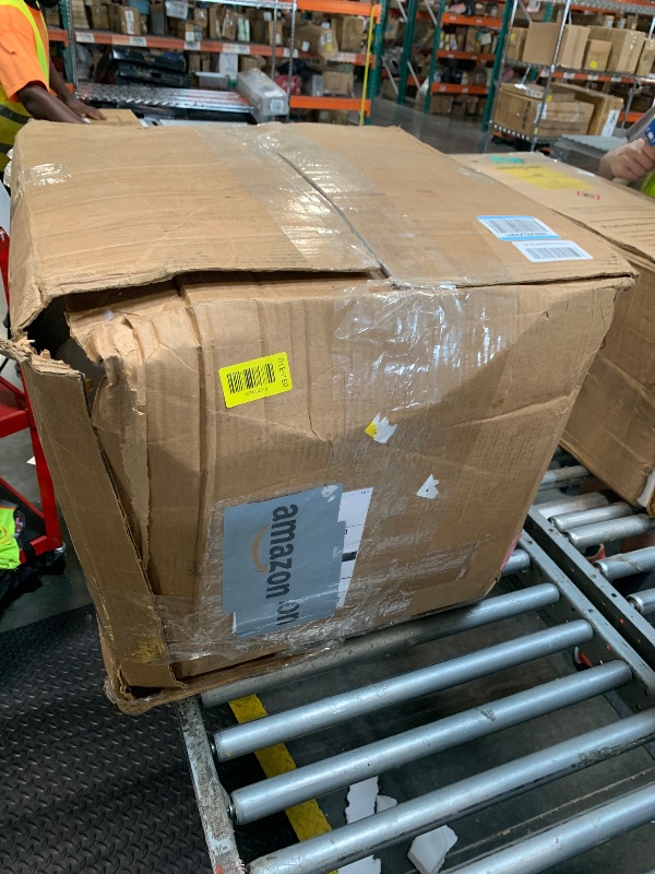 Photo 1 of **** COSMETIC DAMAGE **** COMFEE' Countertop Dishwasher, Portable Dishwasher with 6L Built-in Water Tank, Mini Dishwasher with More Space Inside, 7 Programs, UV Hygiene& Auto Door Open, for Apartments, Dorms& RVs, White
