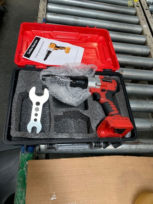 Photo 1 of ****MISSIING BATTERY*****Cordless Rivet Gun Tool Compatible with Milwaukee 18V Max Battery, Brushless Electric Automatic Rivet Gun for Rivets 1/8'', 5/32'', 3/16", Led Light, for Metal, Plastic and Leather(No Battery)