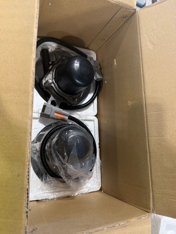 Photo 1 of ***ITEM IS DIRTY*** OKAY MOTOR Secondary Air Injection Pump (2-pack) for 2007 2008-2013 Toyota Tundra Land Cruiser Sequoia 2008-2013 Lexus LX570 4.6L 4.7L 5.7L 17610-0S010 10200231AA 33-2504M