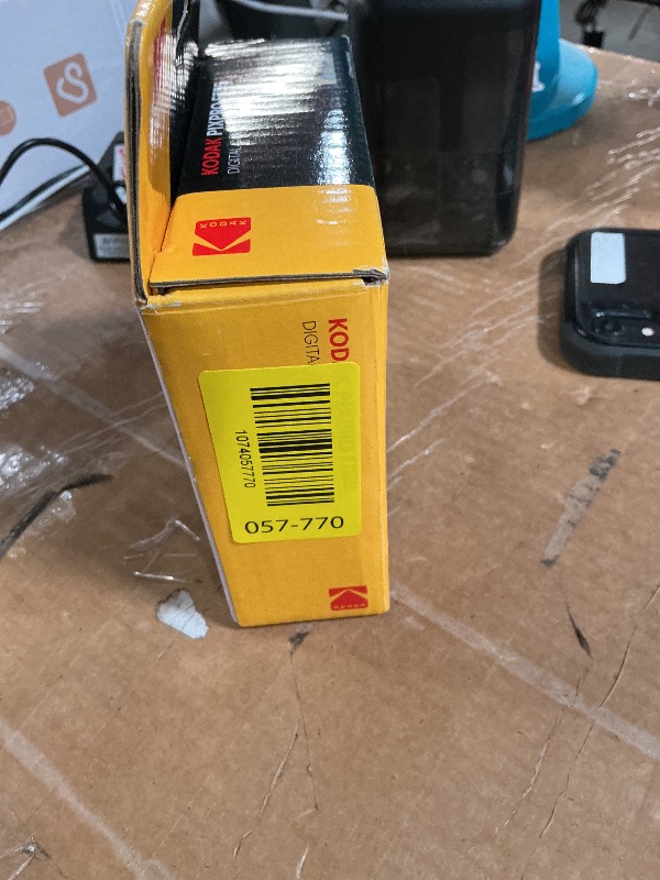 Photo 1 of *Missing the battery*Kodak PIXPRO FZ55-BK 16MP CMOS Sensor Digital Camera 5X Optical Zoom 28mm Wide Angle 1080P Full HD Video 2.7" LCD Vlogging Camera (Black)
