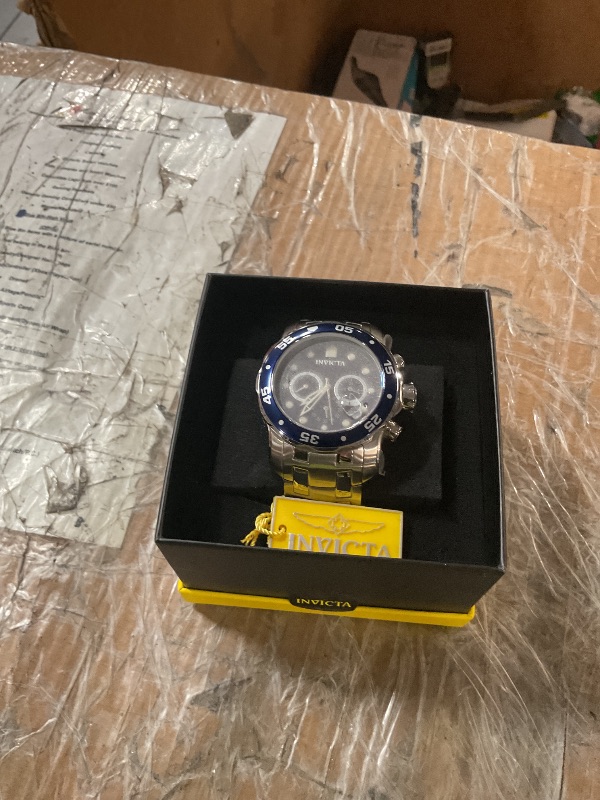 Photo 1 of ***Looks like there may be some water damage***For Parts***
Invicta Men's 0070 "Pro Diver Collection" Stainless Steel and Blue Dial Watch