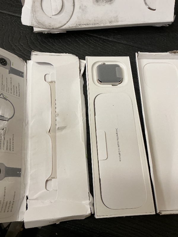 Photo 1 of Apple Watch SE 3 [GPS 40mm] Smartwatch with Starlight Aluminum Case with Starlight Sport Band - S/M. Fitness and Sleep Trackers, Heart Rate Monitor, Always-On Display, Water Resistant