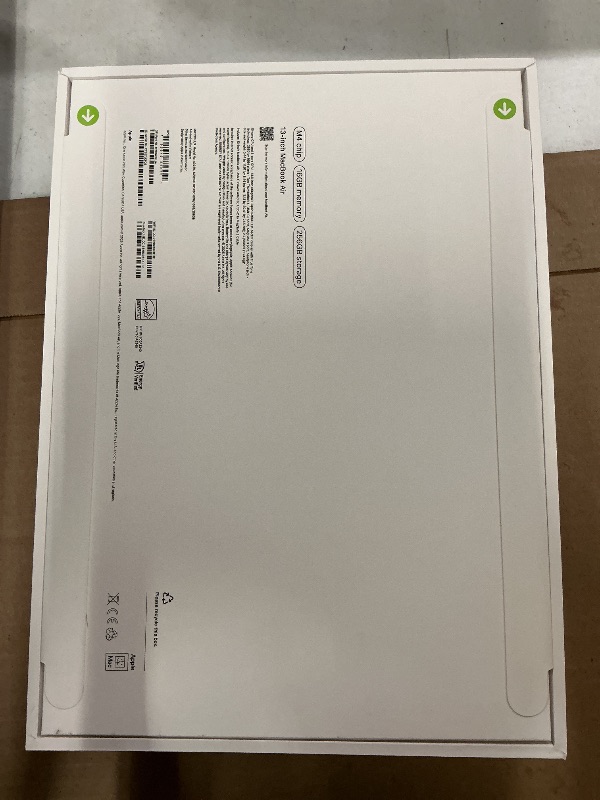 Photo 1 of Apple 2025 MacBook Air 13-inch Laptop with M4 chip: Built for Apple Intelligence, 13.6-inch Liquid Retina Display, 16GB Unified Memory, 256GB SSD Storage, 12MP Center Stage Camera, Touch ID; Silver