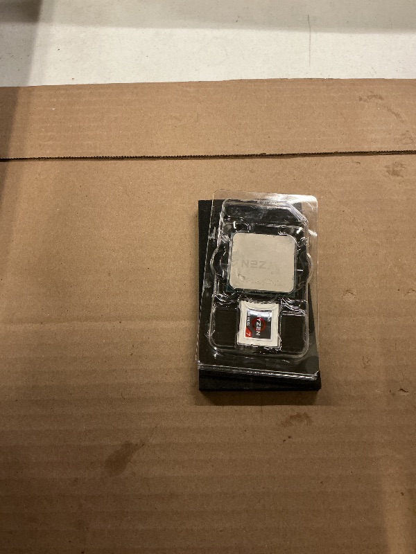 Photo 1 of AMD Ryzen™ 7 5700G 8-Core, 16-Thread Desktop Processor with Radeon™ Graphics