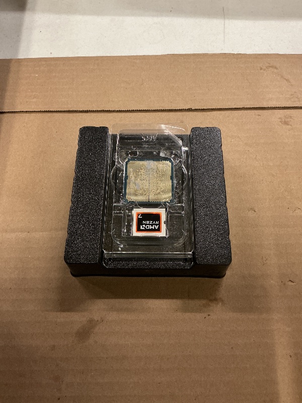 Photo 1 of AMD RYZEN 7 9800X3D 8-Core, 16-Thread Desktop Processor