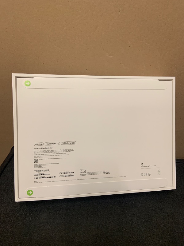 Photo 1 of Apple 2026 MacBook Air 13-inch Laptop with M5 chip: Built for AI, 13.6-inch Liquid Retina Display, 16GB Unified Memory, 512GB SSD, 12MP Center Stage Camera, Touch ID, Wi-Fi 7; Silver