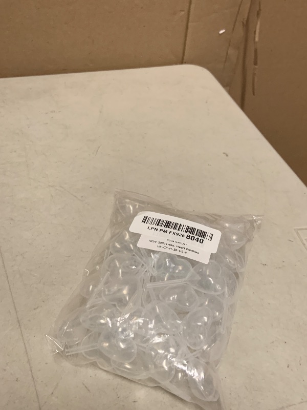 Photo 1 of [Heart Style] Vabiooth 50Pcs 4mL Cupcakes Disposable Plastic Transfer Pipettes Liquid Dropper for Chocolate or Strawberries Cupcakes, Ice Cream, Mini Cakes, Waffles, Children's Painting